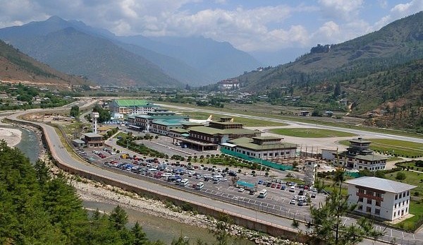 Bandar Udara Paro
bandar udara di Bhutan / Foto: tripadvisor.in