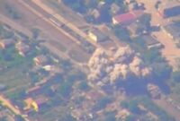 Foto: Tangkap layar video menggunakan kendaraan udara tak berawak Orlan-10 militer Rusia