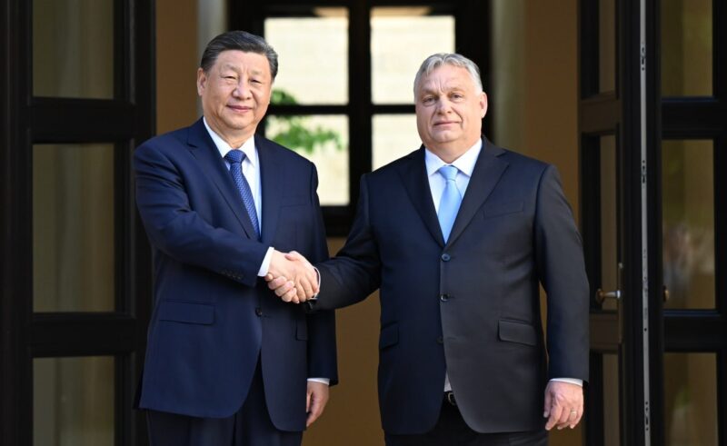 Presiden China, Xi Jinping dan Perdana Menteri Hongaria Viktor Orban 