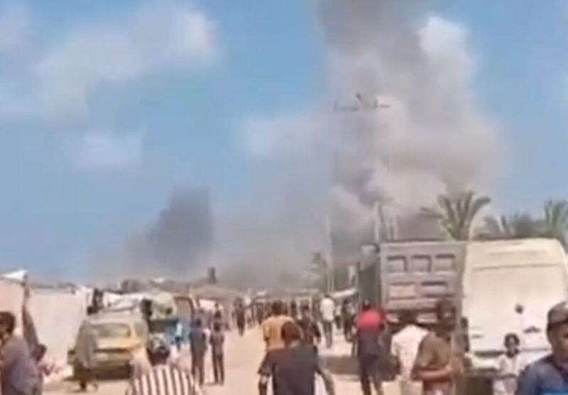 IDF menyerang kamp pengungsi di kota Khan Yunis di selatan Jalur Gaza/pada sabtu 13 Juli 2024,