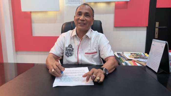Komite Olahraga Nasional Indonesia (KONI) Aceh / Kamaruddin Abubakar atau lebih akrab disapa Abu Razak