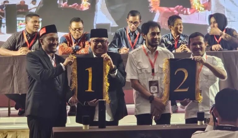 Pasangan Bustami-Fadhil Nomor 1, Mualem-Fadhlullah Nomor 2 di Pilgub Aceh.