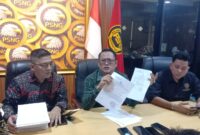 Dewan Pimpinan Pusat Prabu Satu Nasional (DPP PSN) bersama LBH Cakrawala Keadilan menggelar konferensi pers terkait dugaan pemerasaan oleh oknum polisi di bilangan Duren Sawit, Jakarta Timur, Rabu (16/7/2025).(Foto: istimewa)