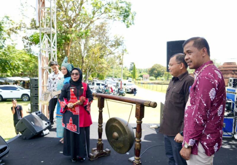 Pemkab Kampar Riau resmi meluncurkan program unggulan pariwisata bertajuk 'Kampar Hebat' di kawasan bersejarah Candi Muara Takus, Kamis (18/9/2025).(Foto: istimewa)