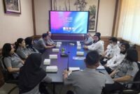 Kanwil Kemenkum.Bali menggelar rapat persiapan pelaksanaan inventarisasi Barang Milik Negara (BMN) bersama sejumlah satuan kerja terkait, Senin (20/10/2025).(Foto: Humas Kemenkum Bali)
