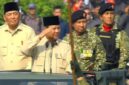 Presiden Prabowo Subianto memberikan hormat kepada Prajurit TNI saat memeriksa pasukan sebelum memimpin Upacara HUT ke-80 TNI di Lapangan Monas, Jakarta, Ahad (5/10/2025).(Foto: (BPMI Setpres)