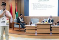 Wartawan Senior Aat Surya Safaat tampil sebagai salah satu pembicara pada talkshow tentang Palestina di Taman Ismail Marzuki (TIM) Jakarta, Sabtu, 15 November 2025 (Foto: Dok. AWG)