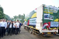 Mentan yang juga Kepala Badan Pangan Nasional (Bapanas) Andi Amran Sulaiman melepas bantuan kemanusiaan untuk Aceh, Sumatera Utara dan Sumatera Barat di Jakarta, Kamis (4/11/2025).(Foto:PTPN IV PalmCo)