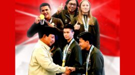 Presiden Prabowo menyerahkan bonus bagi atlet peraih medali emas SEA Games 2025.(Foto: Dok.Kemenpora)