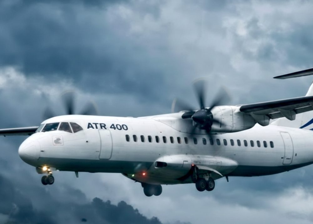 pesawat atr 42 hilang kontak di maros sulsel, segini... Pesawat ATR 42-500 Indonesia Air Transport Rute Yogyakarta-Makassar ...