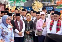 Gubernur DKI Jakarta Pramono Anung bersama Ketua Majelis Kaum Betawi Fauzi Bowo, Wali Kota Administrasi Jakarta Barat Iin Mutmainah dan jajaran menghadiri Festival Bandeng 2026 di Rawa Belong, Sabtu (14/2/2026).(Foto: istimewa)