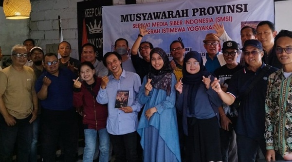 Jafarudin terpilih sebagai Ketua SMSI DIY 2026-2030 dalam Musprov di Sleman, 17 Februari 2026. Agenda ditutup dengan bedah buku Ambang Sandyakala Jurnalisme yang menyoroti tantangan pers di era digital.(Foto: Dok. SMSI DIY)