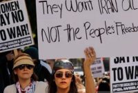 Protes/demo terhadap aksi penyerangan Amerika-Israel terhadap Iran meluas di Amerika, termasuk di Los Angeles California baru-baru ini (ANTARA/Xinhua/Qiu Chen/aa)