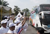 PTPN IV PalmCo memberangkatkan sebanyak 1.160 peserta program mudik gratis Lebaran 2026 secara serentak dari berbagai titik di wilayah operasional Sumatera dan Kalimantan, Selasa (18/3/2026).(Foto: Dok. PTPN IV PalmCo)