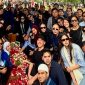 Keluarga, sahabat dan selebritas di makam Vidi Aldiano TPU Tanah Kusir, Jakarta Selatan, Minggu (8/3/2026). (Foto: istimewa)
