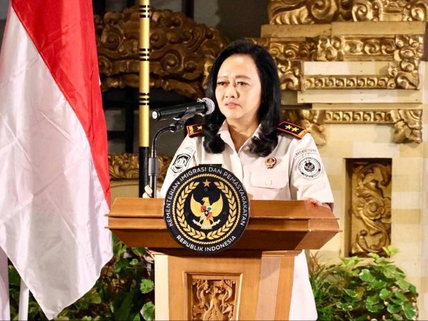 Kepala Kantor Wilayah Direktorat Jenderal Imigrasi Bali, Felucia Sengky Ratna, saat membuka sosialisasi program Golden Visa di Denpasar, Selasa (10/3/2026). (Foto: Dok. Humas Ditjenim Bali)