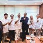 Pengurus Pimpinan Pusat Gerakan Pekerja dan Buruh Indonesia Raya (PP-GPBI) bersama anggota Komisi IX DPR RI Fraksi Partai Gerindra, Obon Tabroni (kelima dari kanan), saat audiensi di Gedung DPR/MPR RI, Jakarta, Rabu (15/4/2026).