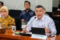 Wakil Menteri ATR/Wakil Kepala BPN, Ossy Dermawan, saat rapat koordinasi di kantor Kementerian Pemberdayaan Perempuan dan Perlindungan Anak (PPPA), Selasa (7/4/2026). (Foto: Dok. Kementerian ATR/BPN)