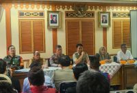 Yayasan Perlindungan Hukum Masyarakat Indonesia (YPHMI) menggandeng Pemkot Jakbar menggelar sosialisasi perlindungan perempuan dan anak di Kelurahan Roa Malaka, Tambora, Jakbar, Senin (13/4/2026). (Foto: Dok. YPHMI)