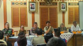 Yayasan Perlindungan Hukum Masyarakat Indonesia (YPHMI) menggandeng Pemkot Jakbar menggelar sosialisasi perlindungan perempuan dan anak di Kelurahan Roa Malaka, Tambora, Jakbar, Senin (13/4/2026). (Foto: Dok. YPHMI)