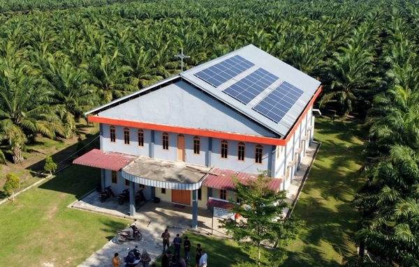Gereja Katolik Santo Kristoforus Stasi Plasma, Desa Amboyo Inti, Kecamatan Ngabang, Kabupaten Landak, Kalimantan Barat, Selasa (5/5/2026). (Foto: Dok. Humas PTPN IV PalmCo)