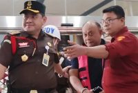 Mantan Kepala Badan Gizi Nasional (BGN) Dadan Hindayana ditetapkan sebagai tersangka. Ia langsung ditahan di Gedung Bundar Kejaksaan Agung, Jakarta Selatan, Rabu (3/6/2026). (Foto: ist)