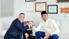 Stafsus Menag RI Gugun Gumilar (kanan) bersama Dubes Chile untuk Indonesia, Mario Ignacio Artaza Loyola (kiri). (Foto: istimewa)
