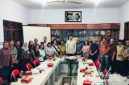 Stafsus Menag RI Gugun Gumilar bersama jemaat Gereja Kristen Jawa (GKJ) Nusukan, Jawa Tengah, Jumat (12/6/2026).(Foto: istimewa)