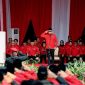 Sekjen DPP PDIP Hasto Kristiyanto menjadi inspektur upacara peringatan Hari Lahir Pancasila, 1 Juni 2026 di Halaman Masjid At Taufiq, Lenteng Agung, Jakarta Selatan, Senin (1/6/2026). (Foto: istimewa)