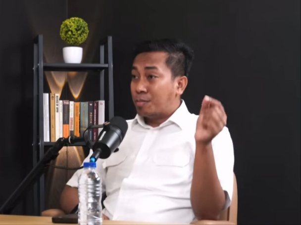 Direktur Eksekutif Indonesia Political Review (IPR) Iwan Setiawan. (Foto: istimewa)