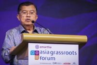 Wakil Presiden ke-10 dan ke-12 RI Jusuf Kalla (JK) saat berpidato pada forum 