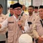 Wakil Menteri Haji dan Umrah Dahnil Anzar Simanjuntak saat melepas kepulangan jemaah haji di Bandara Internasional King Abdul Aziz, Jeddah, Arab Saudi,Senin (8/6/2026). (Foto: Dok. Kemenhaj)
