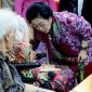 Ketua Umum PDI Perjuangan Megawati Soekarnoputri menyapa Sinta Nuriyah Abdurrahman Wahid saat Silaturahmi Kebangsaan di Megawati Institute, Menteng, Jakarta Pusat, Senin (22/6/2026). (Foto: istimewa)