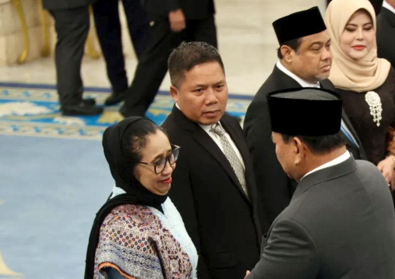 Presiden Prabowo Subianto resmi melantik Nanik S Deyang sebagai Ketua Badan Gizi Nasional (BGN) di Istana Negara Jakarta, Senin (8/6/2026). (Foto: istimewa)
