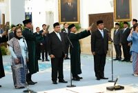 Pelantikan Pimpinan BGN dan Penasihat Khusus Presiden Bidang Ketenegakerjaan dan Kesejahteraan Buruh di Istana Negara Jakarta, Senin (8/6/2026). (Foto: Tangkapan Layar Youtube Setpres)