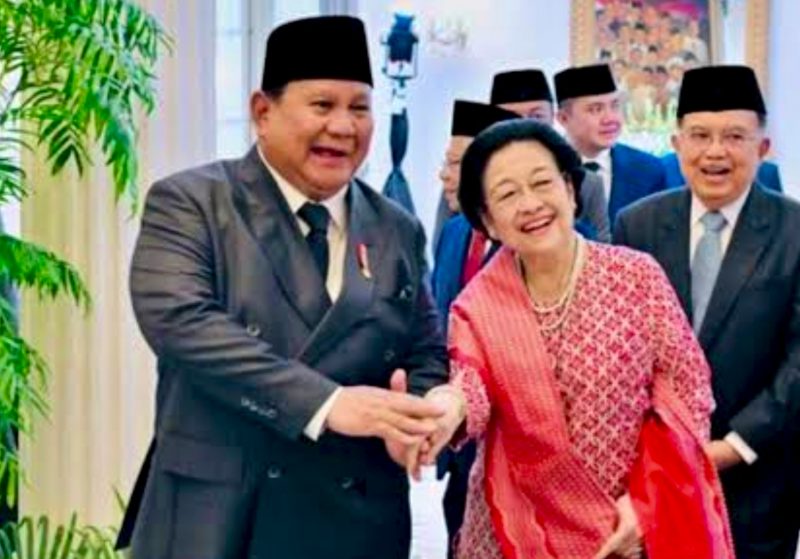 Momen kebersamaan Prabowo Subianto dan Megawati Soekarnoputri saat upacara Hari Lahir Pancasila di Gedung Pancasila Kemlu Jakarta, Senin (1/6/2026). (Foto: Dok. BPMI Setpres)