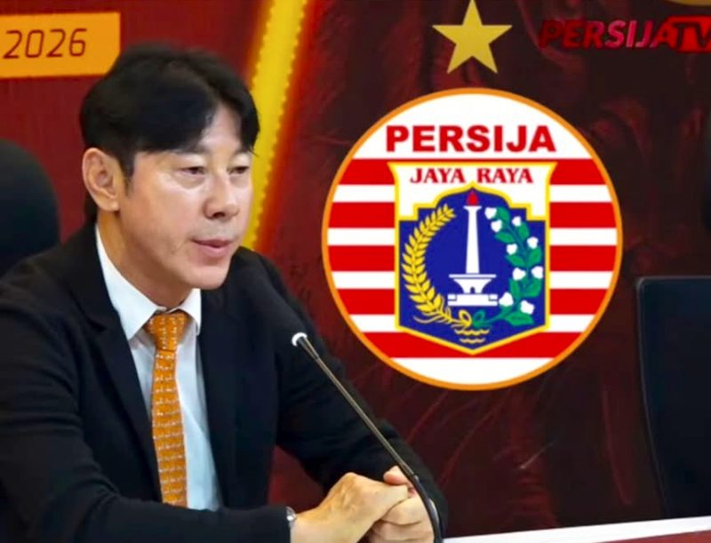 Persija Jakarta resmi memperkenalkan Shin Tae-yong sebagai pelatih kepala baru dalam konferensi pers yang digelar di Jakarta International Stadium (JIS), Senin (8/6/2026). (Foto: Dok. Persija Jakarta)