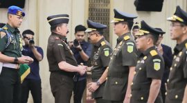 Jaksa Agung ST Burhanuddin melantik Wakil Jaksa Agung (Wakajagung) hingga Jaksa Agung Muda Tindak Pidana Khusus (Jampidsus) yang baru di lingkungan Kejagung, Jumat (24/7/2026). (Foto: Dok. Puspenkum Kejagung)