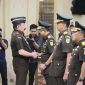 Jaksa Agung ST Burhanuddin melantik Wakil Jaksa Agung (Wakajagung) hingga Jaksa Agung Muda Tindak Pidana Khusus (Jampidsus) yang baru di lingkungan Kejagung, Jumat (24/7/2026). (Foto: Dok. Puspenkum Kejagung)