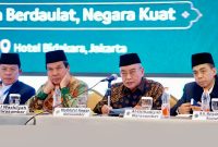 Wakil Ketua Umum Pengurus Besar Mathla'ul Anwar (PBMA) KH Zaenal Abidin Syuja'i (dua, kanan) tampil sebagai pembicara mewakili Ketua Umum PBMA pada Kongres Umat Islam Indonesia (KUII) VIII di Jakarta pada 26 Juli 2026 (Foto: Dok. PBMA)