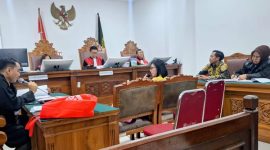 Sidang perkara dugaan pencemaran nama baik dengan terdakwa Pendiri Yayasan Rumah Singgah Cat Lover in the World (Clow), Wahyu Winono alias Bimbim (38) di Pengadilan Negeri (PN) Jakarta Selatan, Rabu (8/7/2026). (Foto: ist)