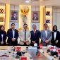 Wamenko Kumham Imipas, Otto Hasibuan (kelima dari kiri) menerima kunjungan audiensi Pengurus Badan Kerjasama Sosial Pembinaan Warga Tama (BERSAMA) di ruang kerjanya, Rabu (8/7/2026). (Foto: Dok. Humas BERSAMA)