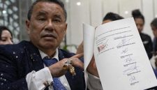 Hotman Paris Hutapea saat konferensi pers di Kejagung Jakarta, belum lama ini. (Foto: ist)