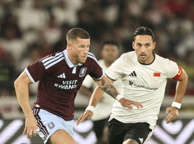 Aston Villa mengawali tur pramusimnya di Indonesia dengan kemenangan 3-1 atas Indonesia All Stars pada pertandingan di Stadion Utama Gelora Bung Karno, Jakarta, Sabtu (1/8/2026) malam. (Foto: istimewa)