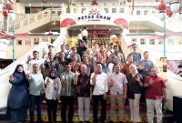 Anggota Komisi A DPRD DKI Jakarta dari Fraksi PSI Kevin Wu menghadirkan Posko Pelayanan Terpadu 3-in-1 di Petak Enam, Glodok, Jakarta Barat, Sabtu (22/8/2026). (Foto: istimewa)