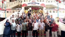 Anggota Komisi A DPRD DKI Jakarta dari Fraksi PSI Kevin Wu menghadirkan Posko Pelayanan Terpadu 3-in-1 di Petak Enam, Glodok, Jakarta Barat, Sabtu (22/8/2026). (Foto: istimewa)
