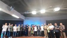 Koalisi Sipil Masyarakat Anti Korupsi (KOSMAK) menggelar bedah buku 'Memberantas Korupsi Sembari Korupsi' di Gedung Tempo, Jakarta Selatan, Senin (10/8/2026). (Foto: istimewa)