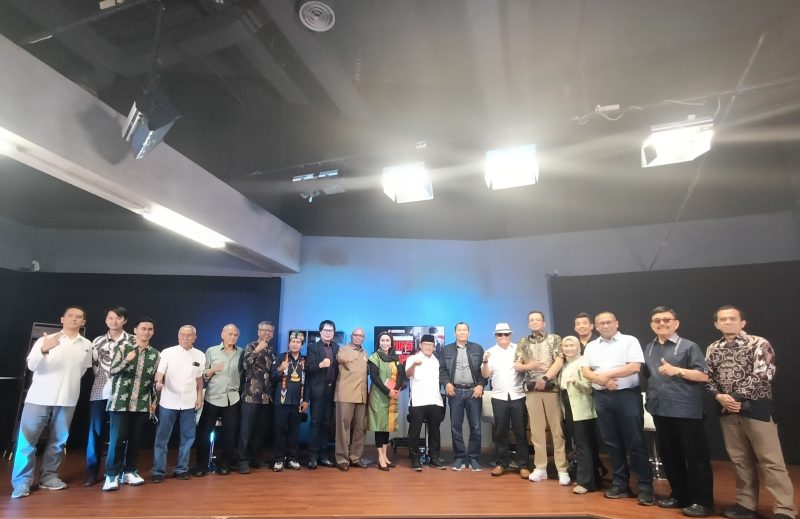 Koalisi Sipil Masyarakat Anti Korupsi (KOSMAK) menggelar bedah buku 'Memberantas Korupsi Sembari Korupsi' di Gedung Tempo, Jakarta Selatan, Senin (10/8/2026). (Foto: istimewa)