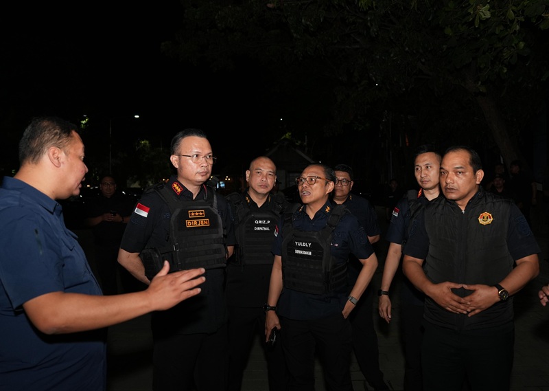 migrasi Hendarsam Marantoko turun langsung memimpin Operasi Pengawasan Orang Asing Dharma Dewata di kawasan Canggu, Kabupaten Badung, Bali, Kamis (27/8/2026) malam.(Foto: istimewa)