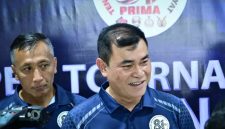 Komandan Koharmatau Marsekal Muda TNI Rudolf P. Buulolo, S.E., M.M., saat menyampaikan keterangan pers usai penutupan Piala Panglima TNI di GOR Kota Bandung, Minggu (6/9/2026). (Foto: istimewa)